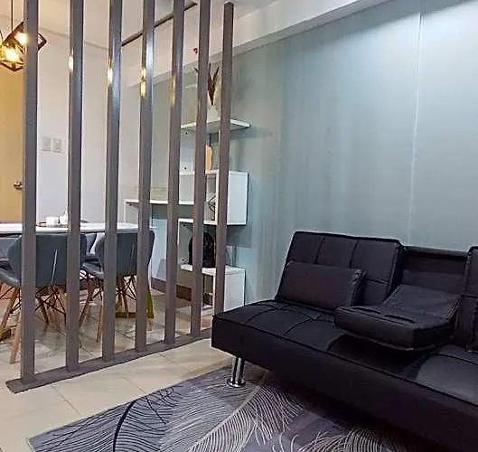 Lnf Staycation In Pasig Hotel